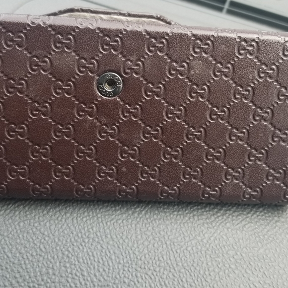 Gucci Sunglasses - Picture 11 of 16